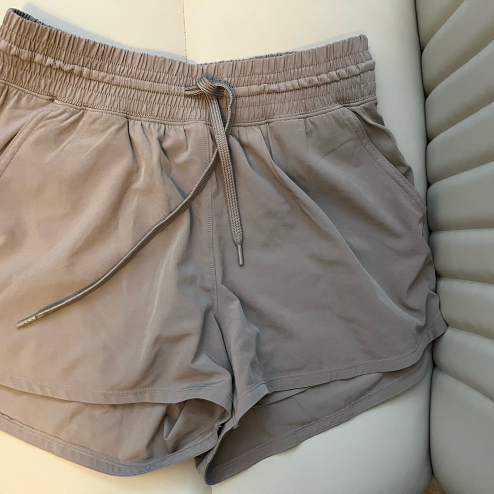YPB motionTEK High Rise Lined Workout Short color Oat